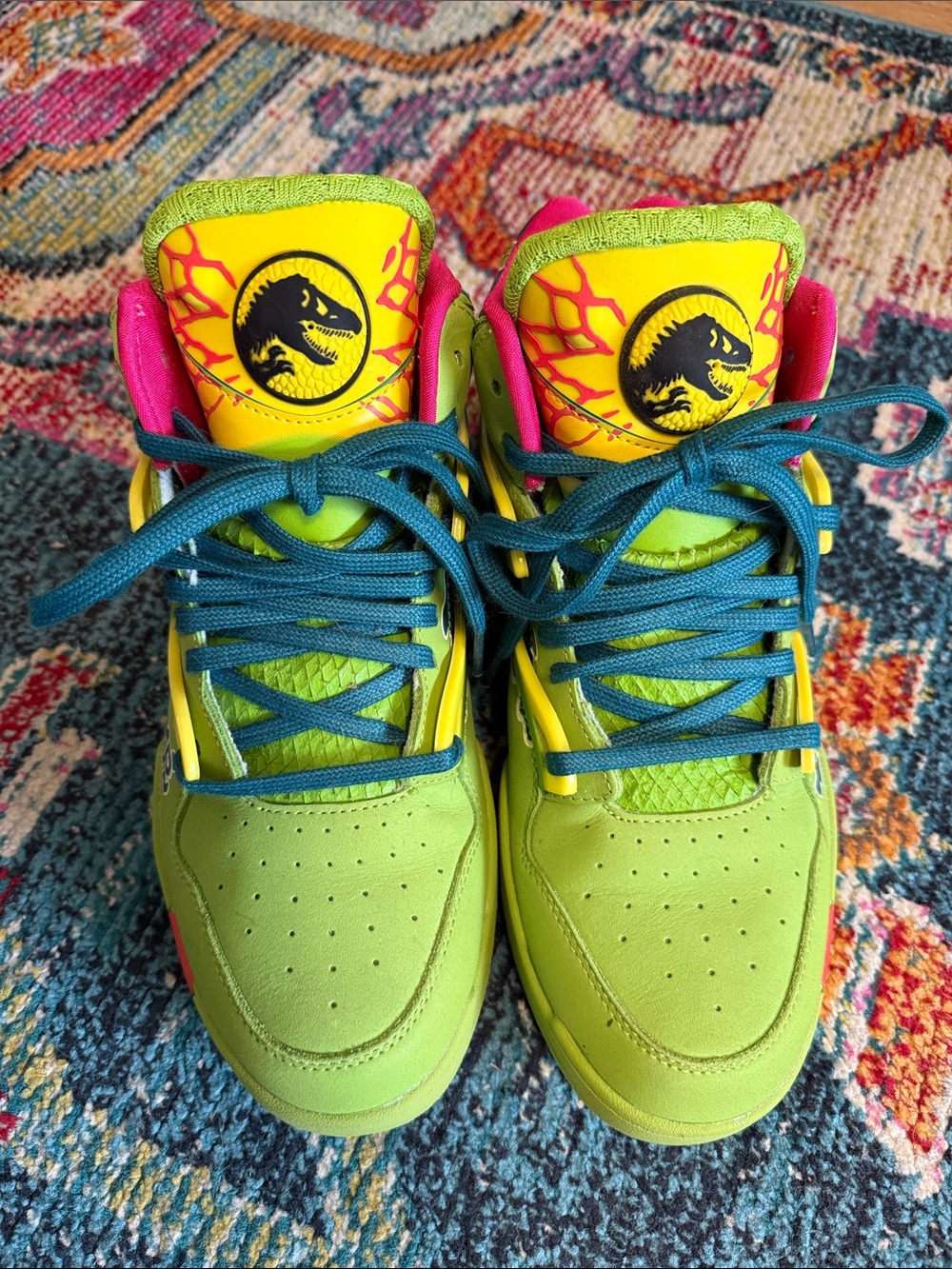 Reebok Pump Omni Zone II Jurassic Park Sneakers Dilophosaurus Green Sz 8